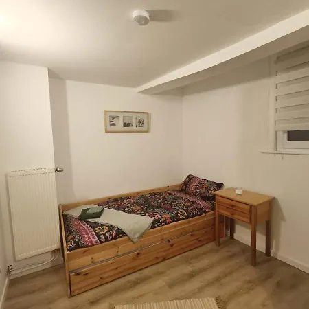 Zeitwinkelhaus-first Floor With Garden Apartment *